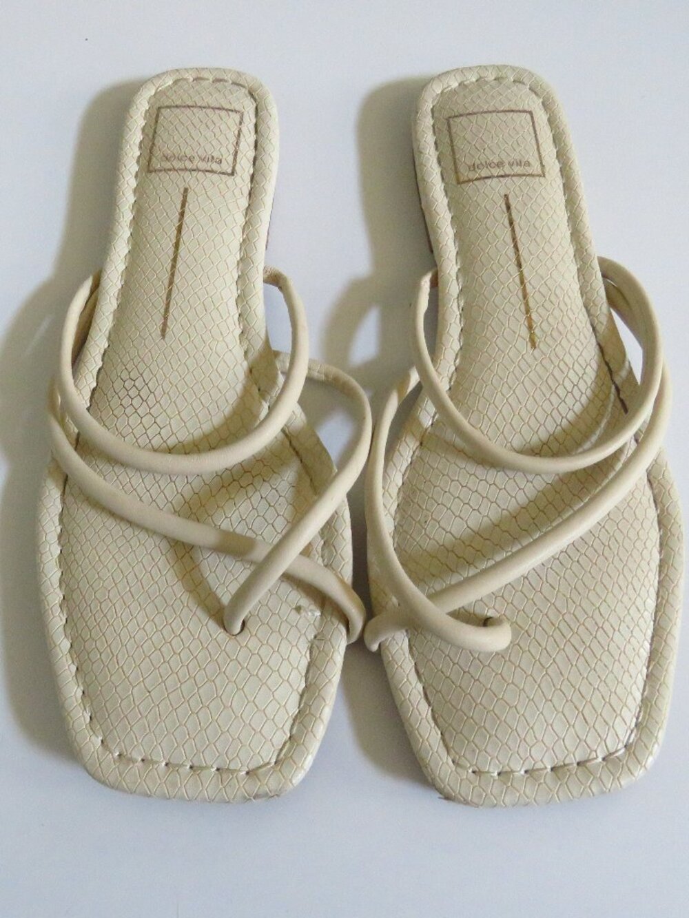 Dolce Vita Leanna Flat Sandals in Cream Stella